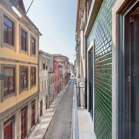 Downtown Flat, Walk To Center شقة بورتو