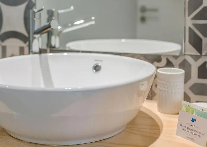 Apartment Downtown Flat, Walk To Center *